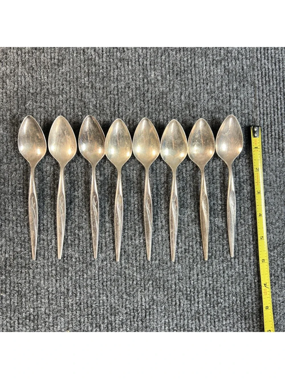 Oneida Community stainless flatware  Of 8 Teaspoons